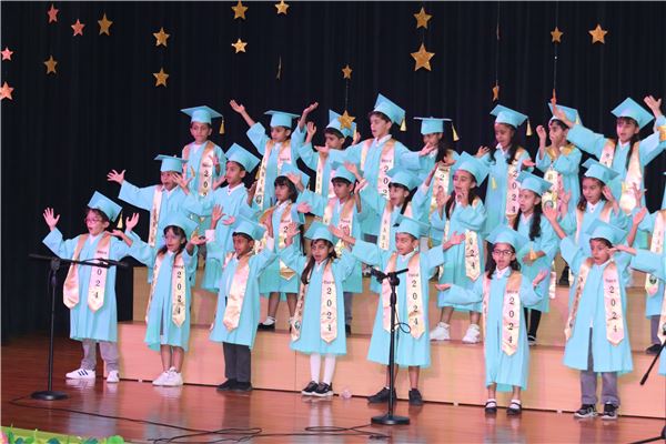KG2E & KG2F End-of-Year Music Show 